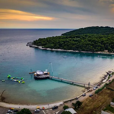 Апартаменты Studio City With Free Parking