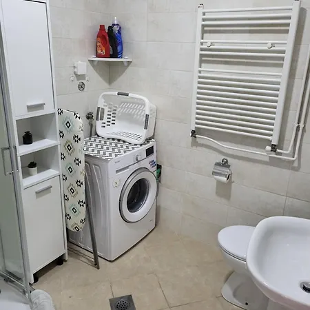 Апартаменты Studio City With Free Parking Пула